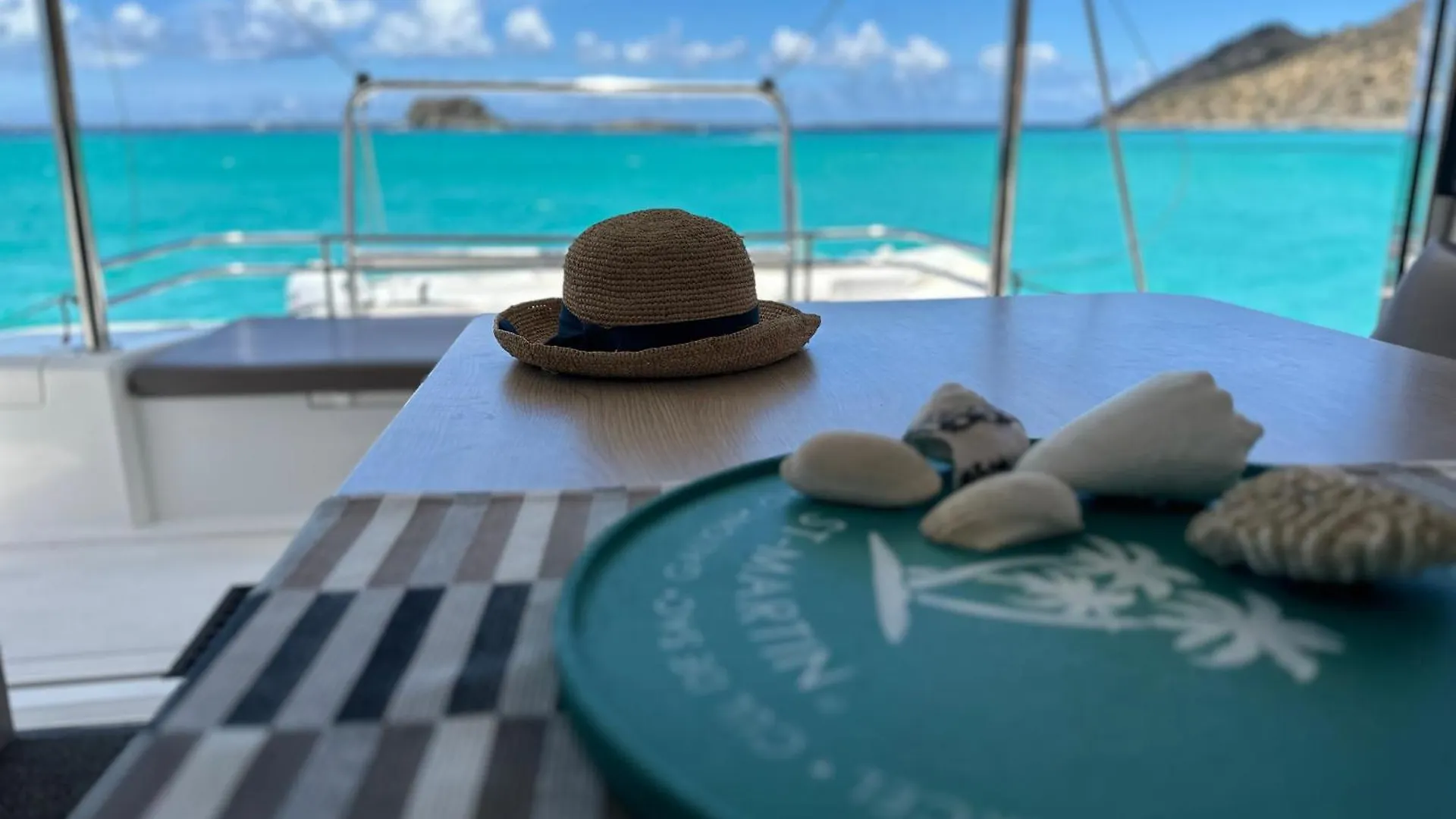 Catamaran Zephyr Nuit Au Mouillage Diner, Nuit Et Petit-Dejeuner Inclus Grand Case Botel