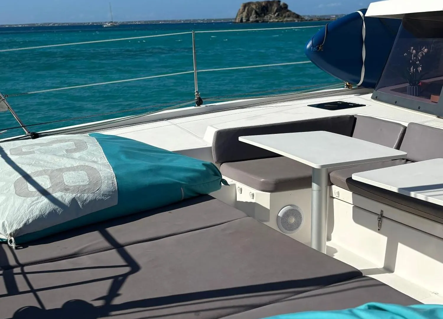Catamaran Zephyr Nuit Au Mouillage Diner, Nuit Et Petit-Dejeuner Inclus Grand Case